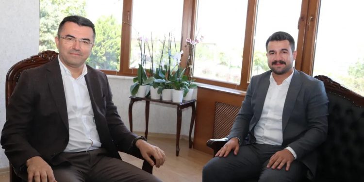 İLÇEMİZİN GURURU AFAD BAŞKANI OKAY MEMİŞ BELEDİYEMİZİ ZİYARET ETTİ!