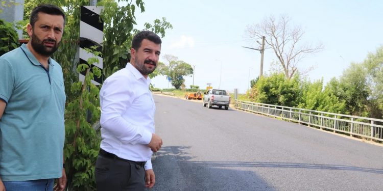 İLÇEMİZ GİRİŞİNDE SICAK ASFALT ÇALIŞMASI GERÇEKLEŞTİ