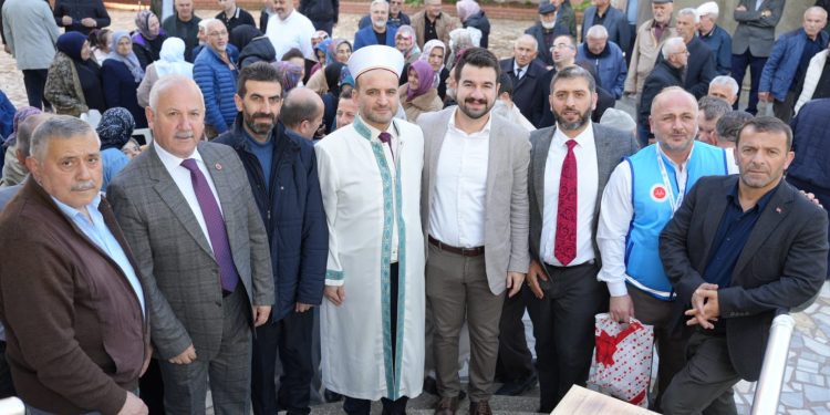 Hacı Adayları Dualarla Uğurlandı